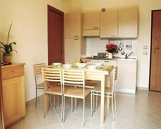 아파트호텔 Citta Del Catalano 3*